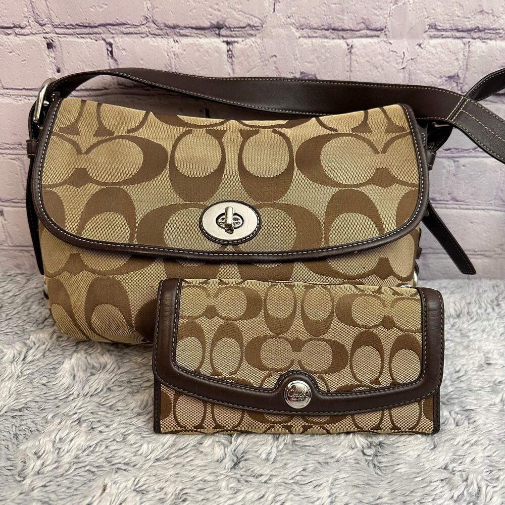 Coach Signature Turn Lock Flap Duffle Shoulder Bag & Matching Wallet Vintage SET